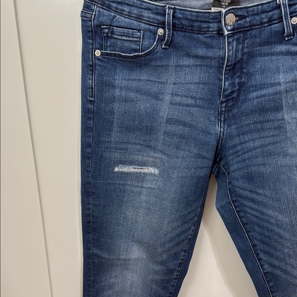 Mossimo Mid Rise Blue Jean  Womens size 14R/32 Distressed Light Blue - Picture 4 of 11